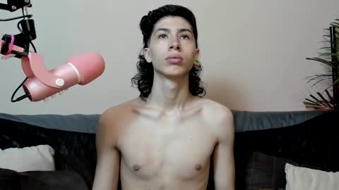 Snapshot of lucke_noor chatting on 1, 3, 2025 Noor online show from 1, 3, 2025