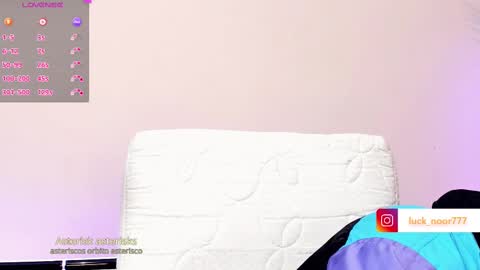 Snapshot of lucke_noor chatting on 9, 3, 2025 Noor online show from 9, 3, 2025