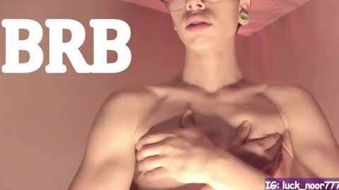 Snapshot of lucke_noor chatting on 16, 9, 2025 Noor online show from 16, 9, 2025