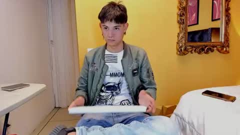 Snapshot of luckk_ chatting on 12, 7, 2026 luckk_ online show from 12, 7, 2026