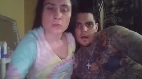 Snapshot of luckmoneylove1012 chatting on 25, 12, 2024 prettybaby1012 online show from 25, 12, 2024