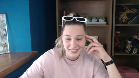 Snapshot of lucky_barbie chatting on 15, 5, 2026 Grace online show from 15, 5, 2026