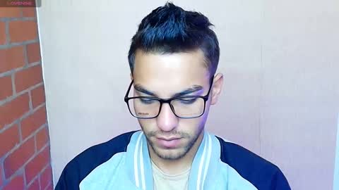 Snapshot of lucky_blessed chatting on 5, 3, 2025 lucky_blessed online show from 5, 3, 2025