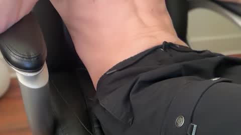 Snapshot of lucky_bme chatting on 13, 5, 2026 lucky_bme online show from 13, 5, 2026