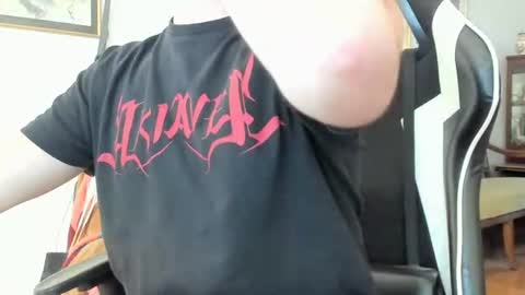 Snapshot of luckydrakex chatting on 8, 7, 2026 Lucky online show from 8, 7, 2026