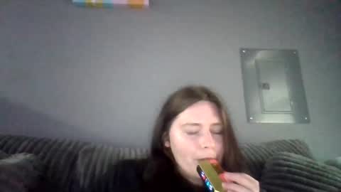 Snapshot of luckygirl96 chatting on 14, 9, 2025 luckygirl96 online show from 14, 9, 2025