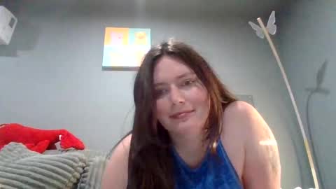 Snapshot of luckygirl96 chatting on 5, 10, 2025 luckygirl96 online show from 5, 10, 2025