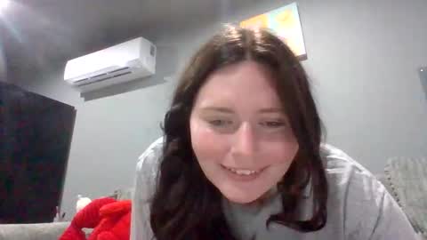 Snapshot of luckygirl96 chatting on 16, 10, 2025 luckygirl96 online show from 16, 10, 2025