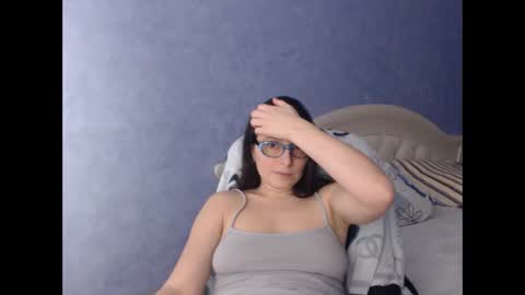 luckylinda23 online show from 12, 2, 2025