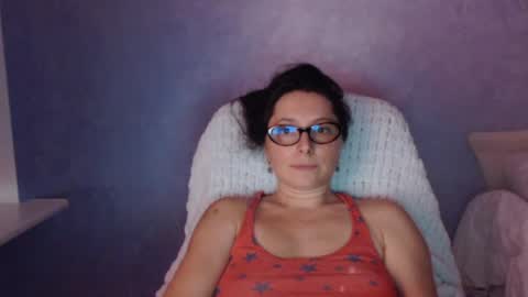 Snapshot of luckylinda23 chatting on 8, 7, 2026 luckylinda23 online show from 8, 7, 2026