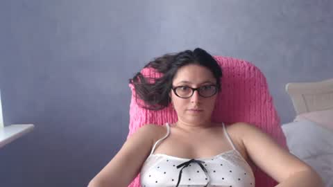 Snapshot of luckylinda23 chatting on 17, 7, 2026 luckylinda23 online show from 17, 7, 2026