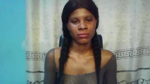 Snapshot of luckymadequeen chatting on 5, 2, 2025 Gloria online show from 5, 2, 2025