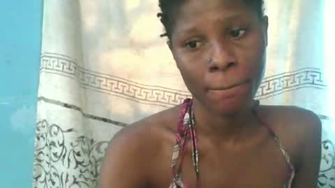 Snapshot of luckymadequeen chatting on 27, 5, 2026 Gloria online show from 27, 5, 2026