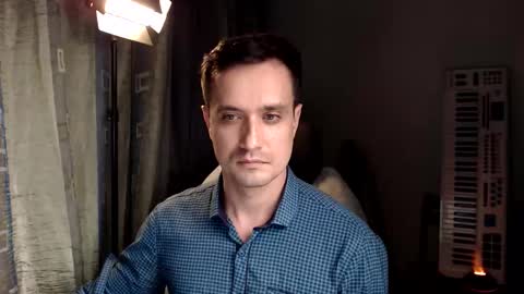 Snapshot of luckyman10000000 chatting on 25, 11, 2025 luckyman10000000 online show from 25, 11, 2025