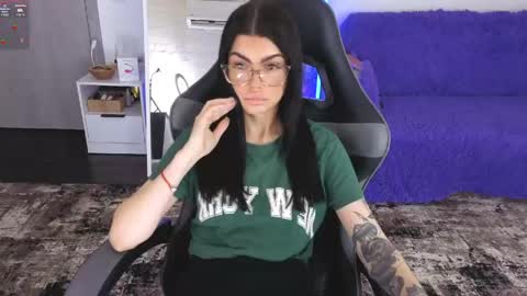 Monika online show from 27, 4, 2026