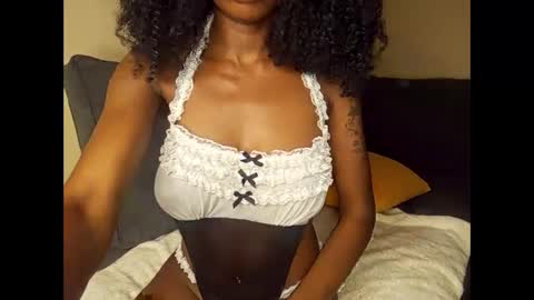 luckystar_19 online show from 8, 3, 2025