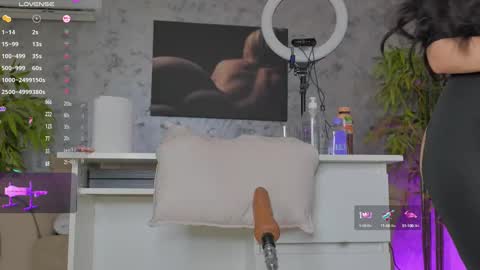 Snapshot of luckystrikee_ chatting on 24, 2, 2025 Alice online show from 24, 2, 2025