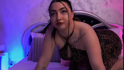 Snapshot of luckyymia chatting on 18, 5, 2026 Mia online show from 18, 5, 2026