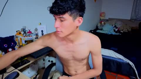 Lu Independent Model online show from 14, 11, 2025