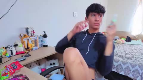 Lu Independent Model online show from 20, 12, 2025