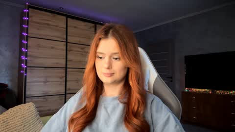 EmmaEmbers online show from 9, 4, 2026
