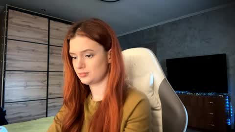 EmmaEmbers online show from 13, 4, 2026