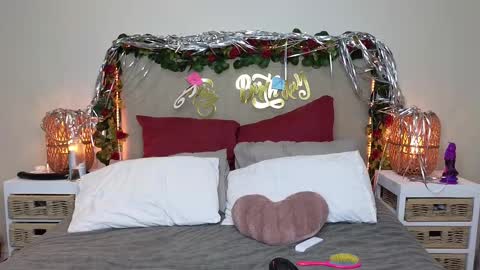 Snapshot of lucy1990xxx chatting on 19, 2, 2025 Lucy online show from 19, 2, 2025