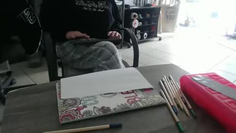 lucy_0000 online show from 21, 4, 2026