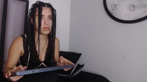   online show from 2, 12, 2025