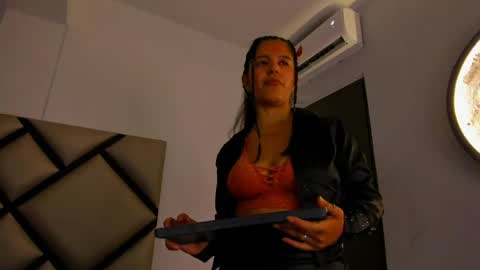 Snapshot of lucy__23 chatting on 2, 5, 2026 online show from 2, 5, 2026