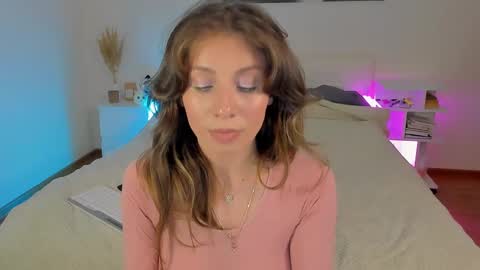 lucy__ray online show from 12, 2, 2025