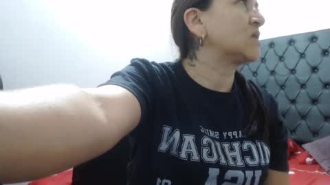 Snapshot of lucy_chanel chatting on 9, 2, 2025 lucy online show from 9, 2, 2025