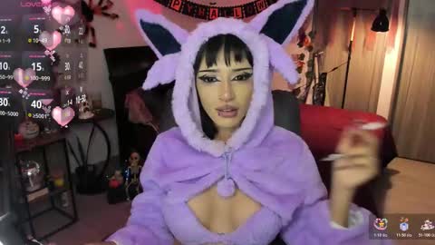 Snapshot of lucy_fernandez chatting on 23, 10, 2025 lucyfer online show from 23, 10, 2025