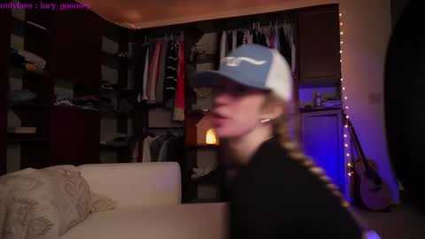 Lucy. online show from 28, 1, 2025