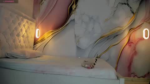 Snapshot of lucy_milf_474 chatting on 21, 11, 2025 Lucy online show from 21, 11, 2025