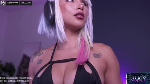 Snapshot of lucyallenx chatting on 7, 10, 2025 Lucy Alien online show from 7, 10, 2025