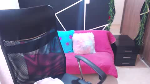 LUCY online show from 12, 3, 2025