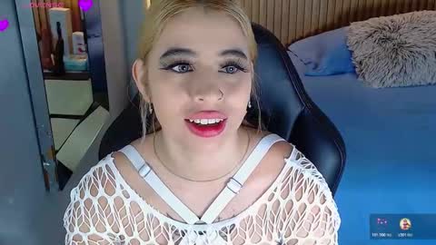 L U C Y  online show from 30, 10, 2025