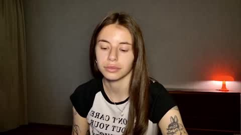 Snapshot of lucyrait chatting on 2, 7, 2026 Lucy online show from 2, 7, 2026