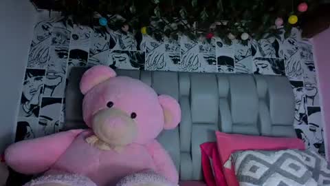 Snapshot of lucyrosse_ chatting on 24, 7, 2026 Lucy online show from 24, 7, 2026