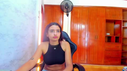 LUCY  online show from 19, 5, 2026