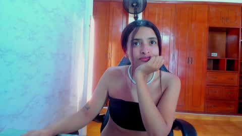 LUCY  online show from 30, 5, 2026