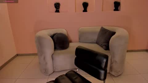 Lucy online show from 17, 9, 2025