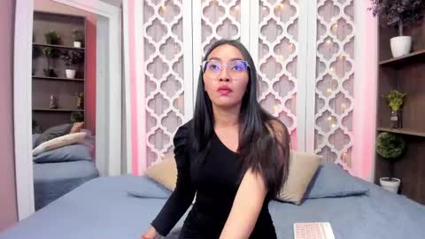 Lucy Liiu online show from 19, 2, 2025