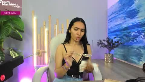 Lucy Liiu online show from 24, 9, 2025