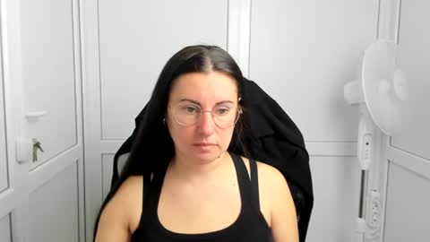 Snapshot of lucyycharm chatting on 16, 6, 2026 Lucy online show from 16, 6, 2026