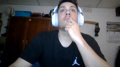 A slave to the mistress.. un esclavo para las amas dominantes. online show from 28, 4, 2026