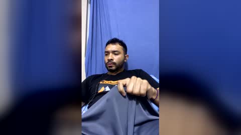 Snapshot of luis_hunk chatting on 25, 5, 2026 Andrew online show from 25, 5, 2026