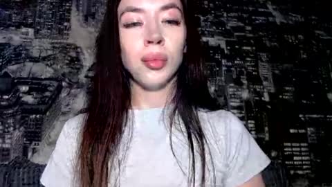 Snapshot of luisa_domina chatting on 19, 7, 2026 luisa lovedom online show from 19, 7, 2026