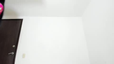 Snapshot of luisa_summer2 chatting on 22, 2, 2025 Luisa Fernanda online show from 22, 2, 2025